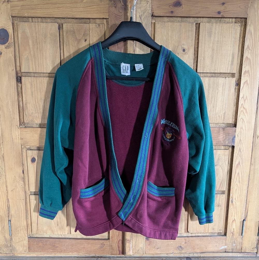 Vintage Gap Cardigan. World Classic Collector's Item. Grannycore/Grandpacore.